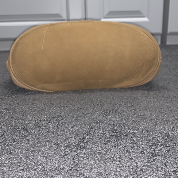 Vintage Coach tan suede crossbody bag - Picture 3 of 5